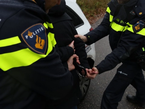 Man (25) aangehouden na bedreiging met vuurwapen