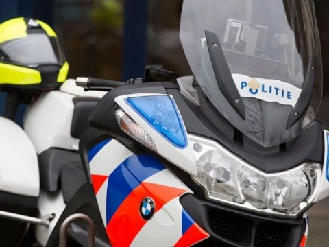 Man (20) na korte worsteling neergestoken