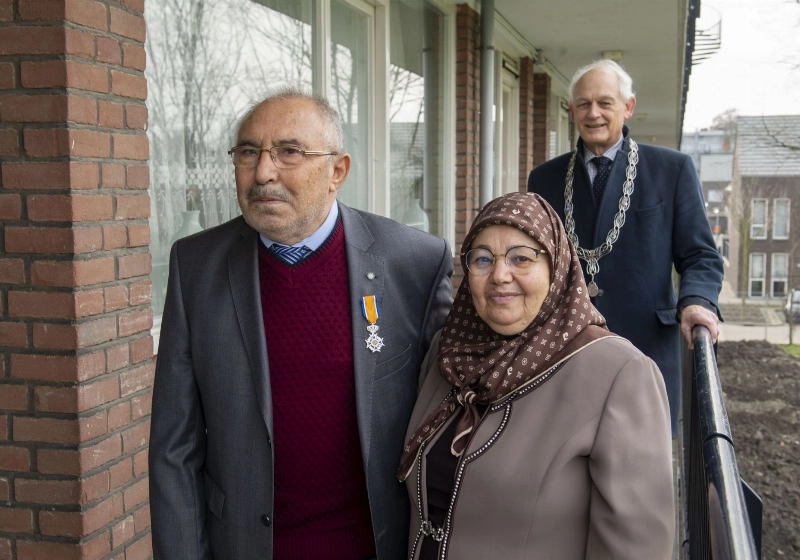20211224_drie_koninklijke_onderscheidingen_uitgereikt_-heer_keten.jpg